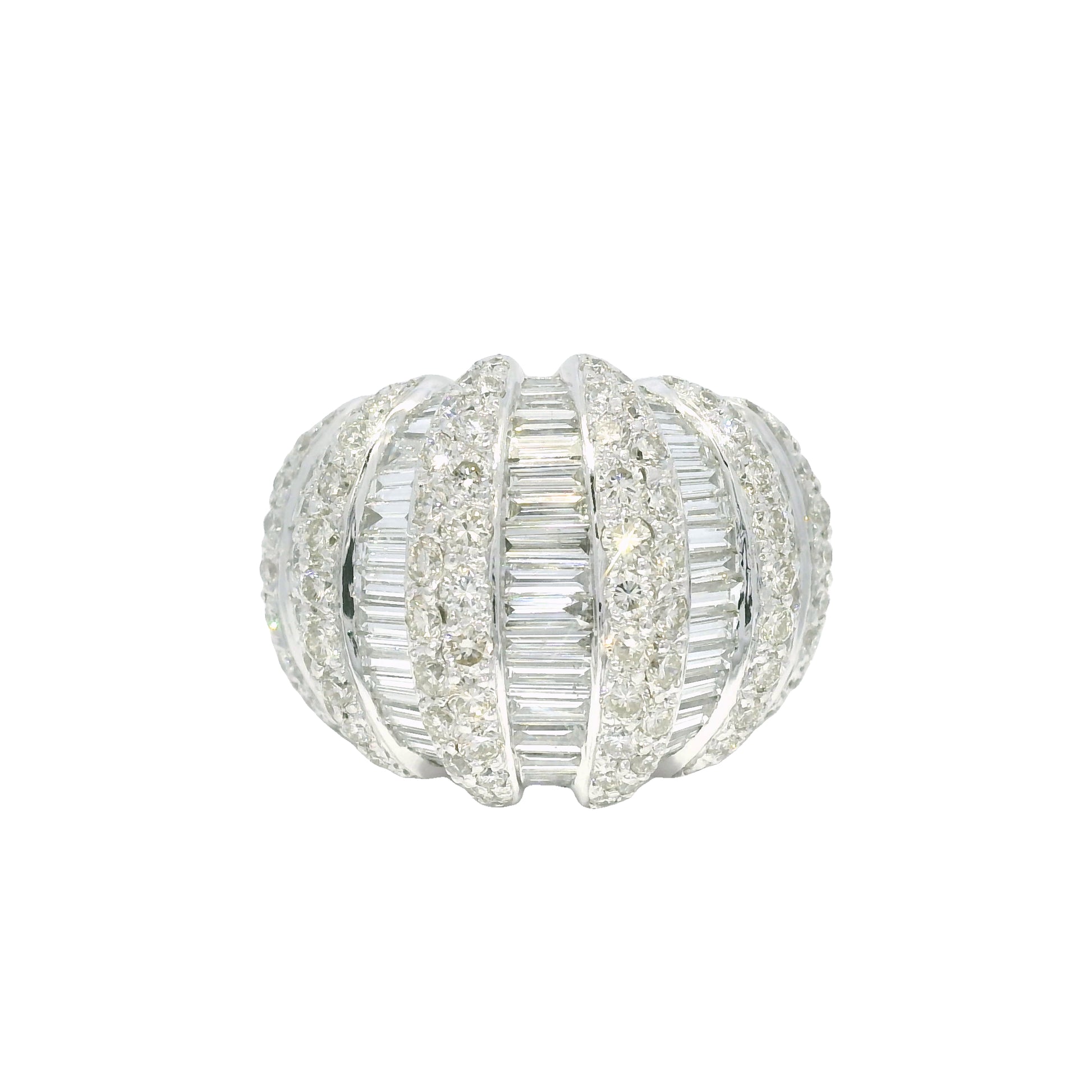 Platinum Natural 5.0 Carat Round Brilliant & Baguette Cut Diamond Dome Ring