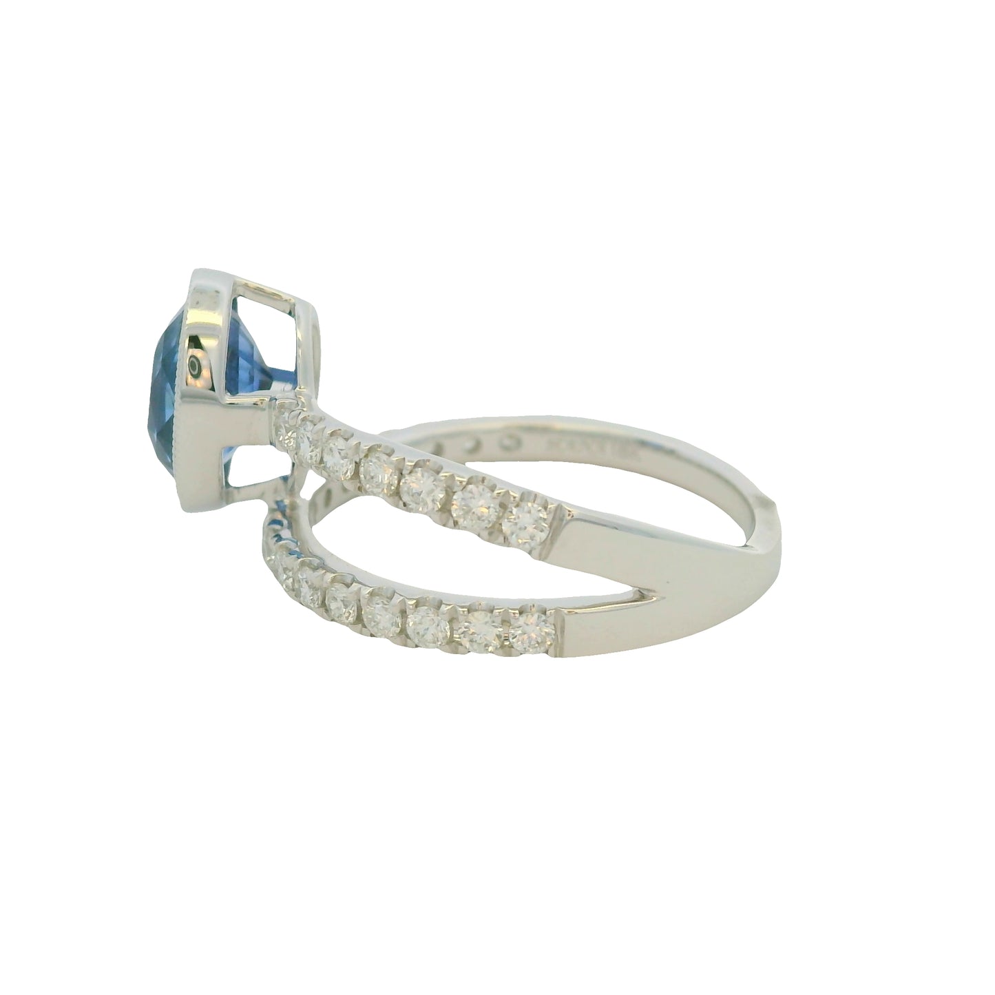 GIA 18K White Gold Natural Sapphire& Diamond Bezel Set Wrap Around Ring