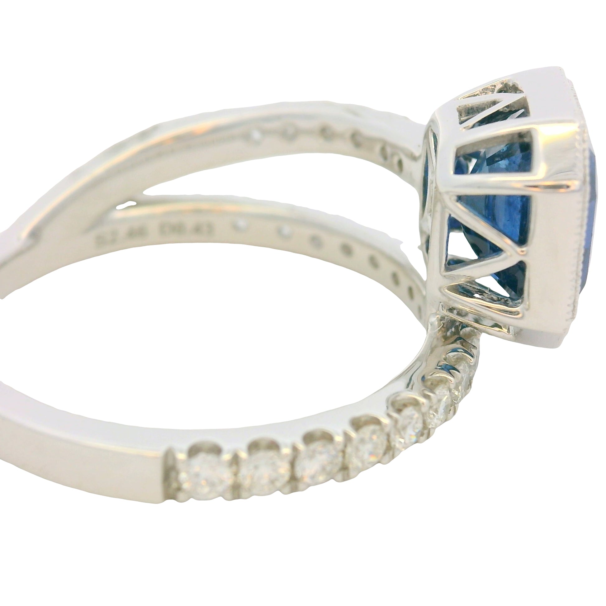 GIA 18K White Gold Natural Sapphire& Diamond Bezel Set Wrap Around Ring