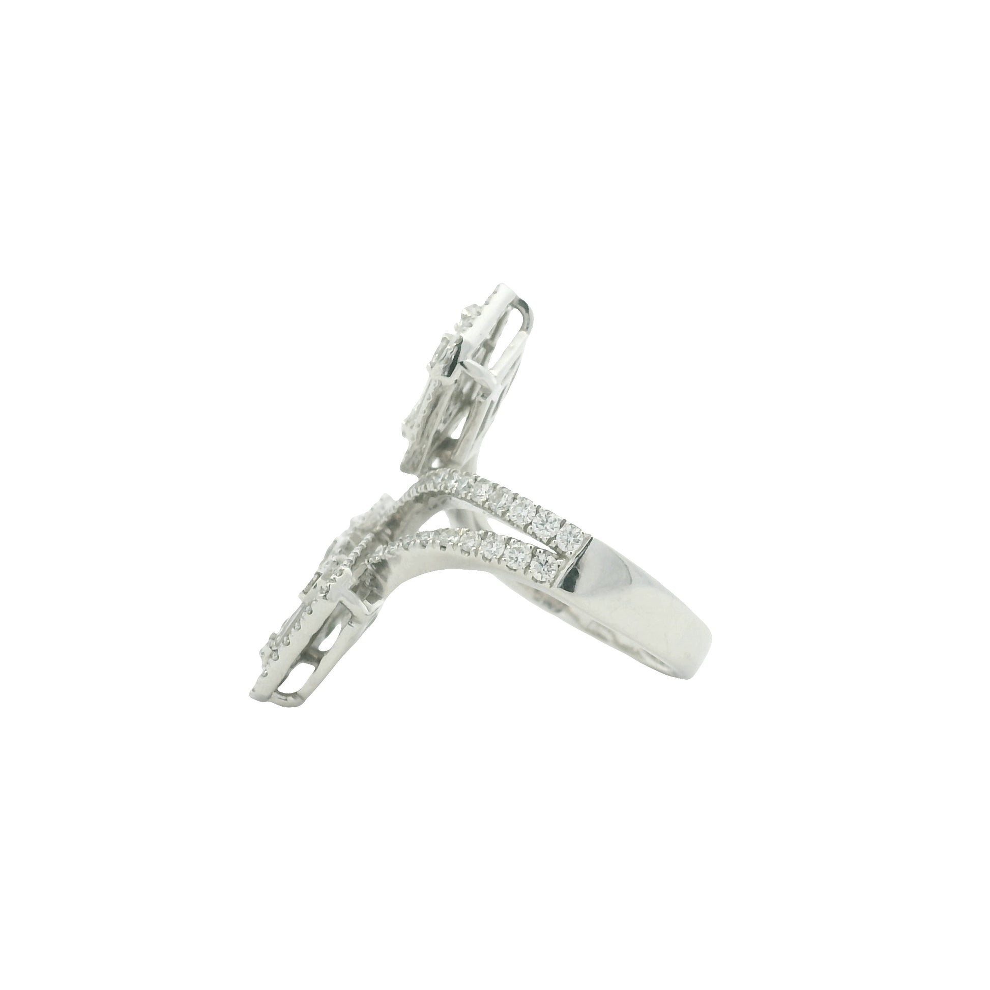 18K White Gold Natural Emerald &Round Cut Diamond Crossover Mosaic Ring