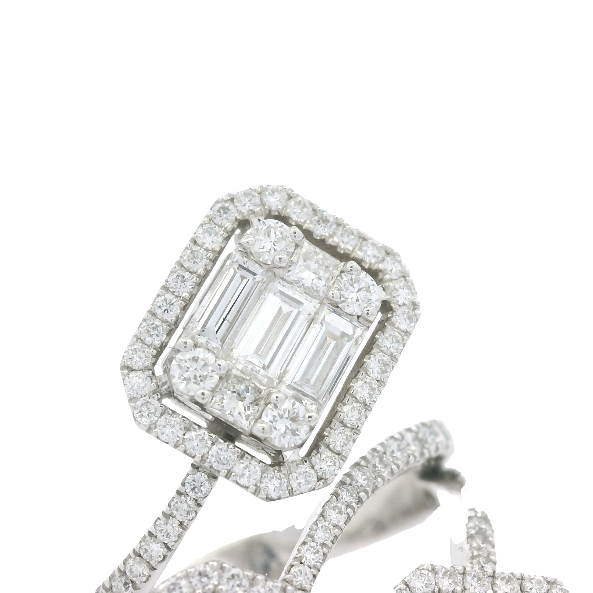 18K White Gold Natural Emerald &Round Cut Diamond Crossover Mosaic Ring
