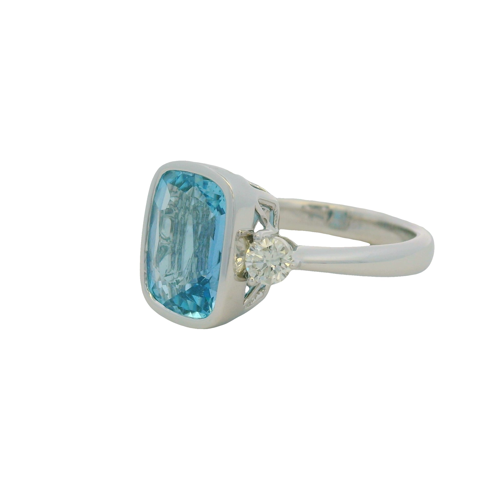 GIA 18 White Gold Natural Aquamarine& Diamonds Bezel Set Ring