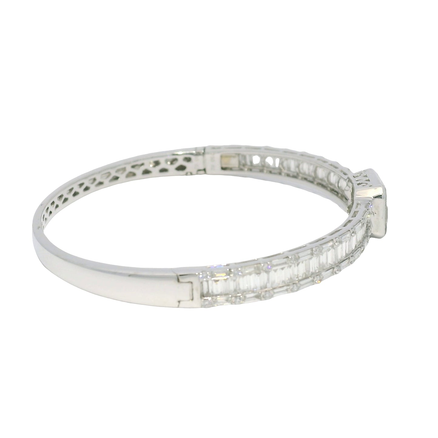 18k White Gold Natural Round Brilliant & Baguette Cut Diamond Square Station Bangle Bracelet