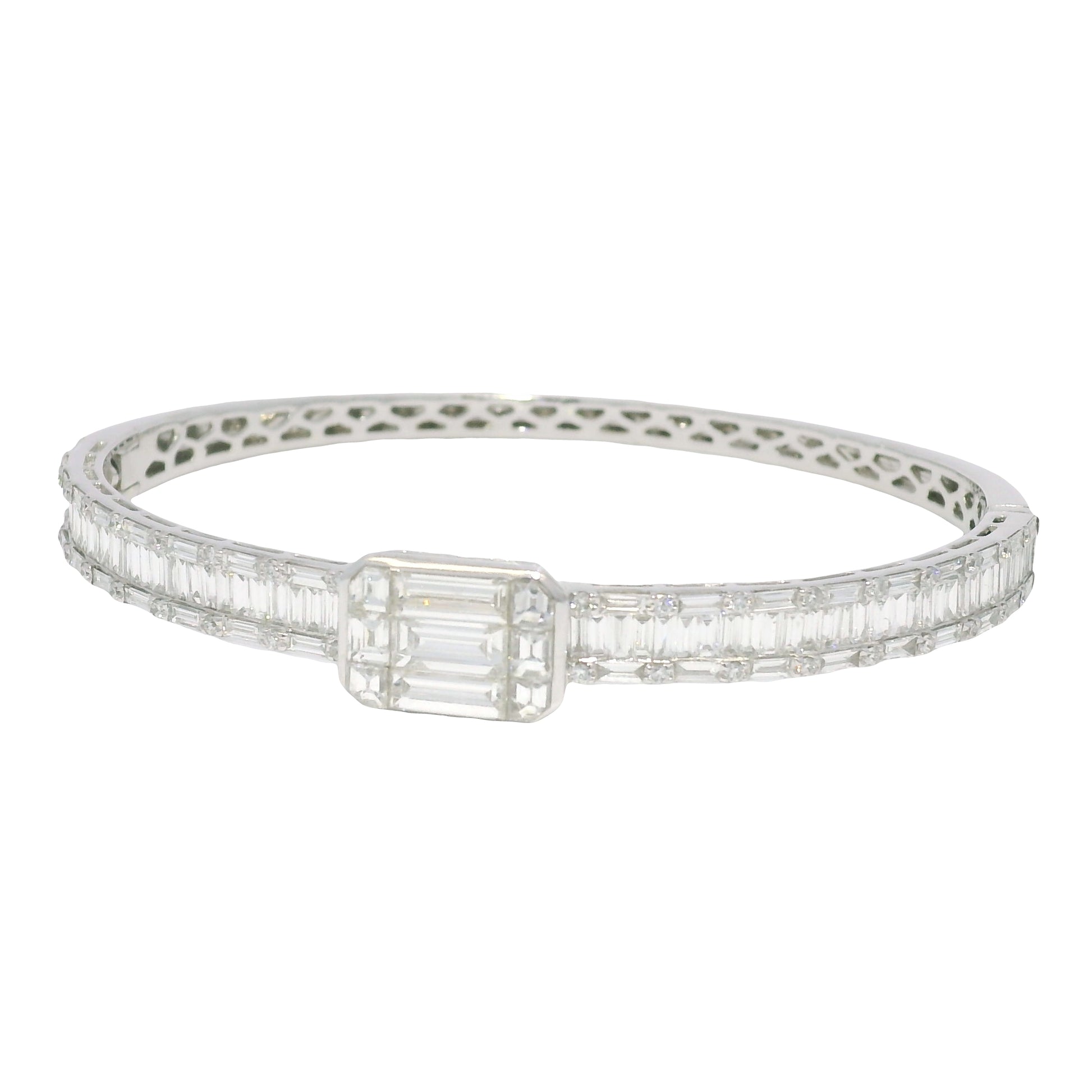 18k White Gold Natural Round Brilliant & Baguette Cut Diamond Square Station Bangle Bracelet