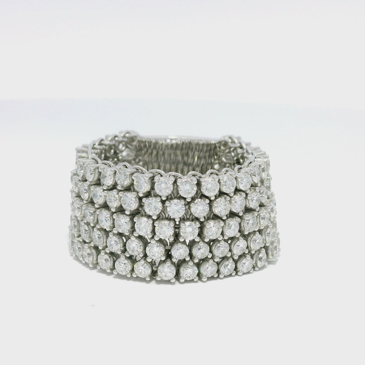 18K White Gold Natural Round Brilliant Diamond 5-Row Flexible Ring
