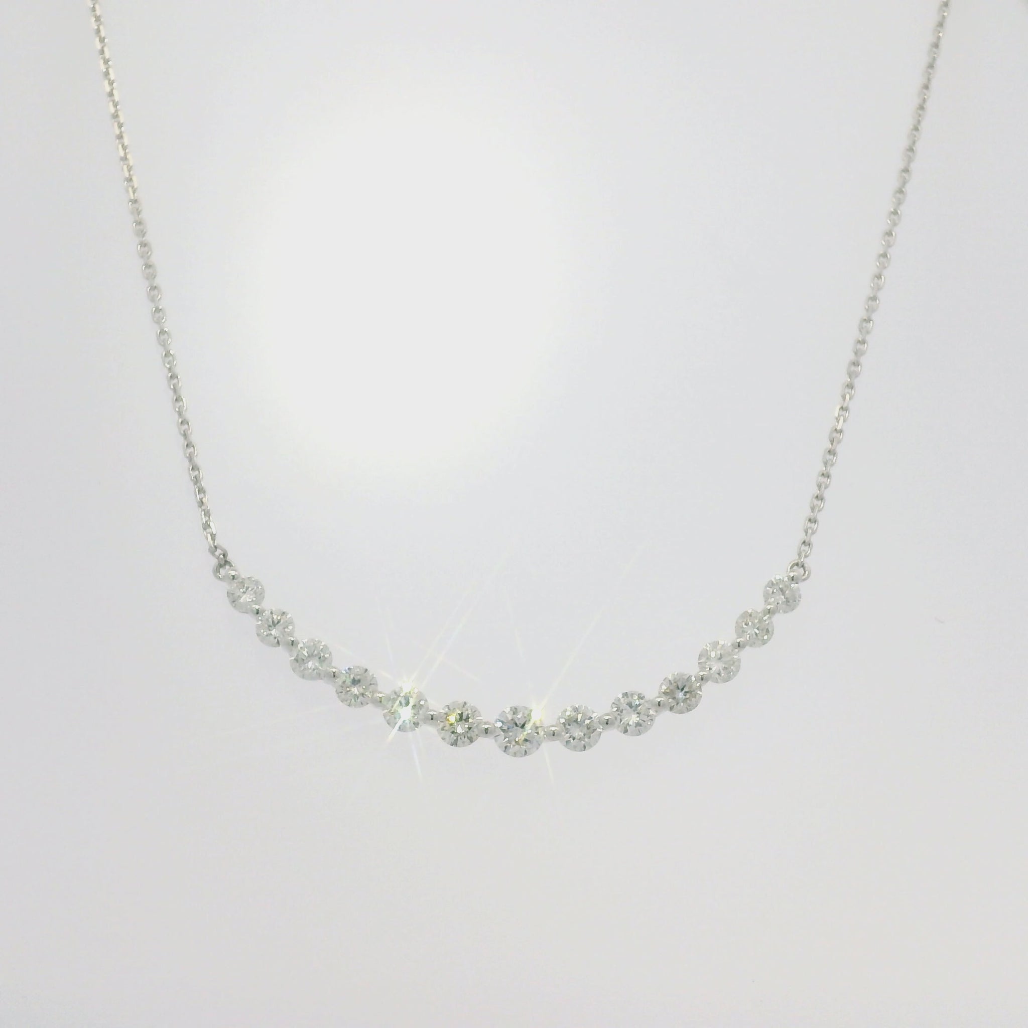 18k White Gold Natural Round Brilliant Cut Diamond Smile Necklace