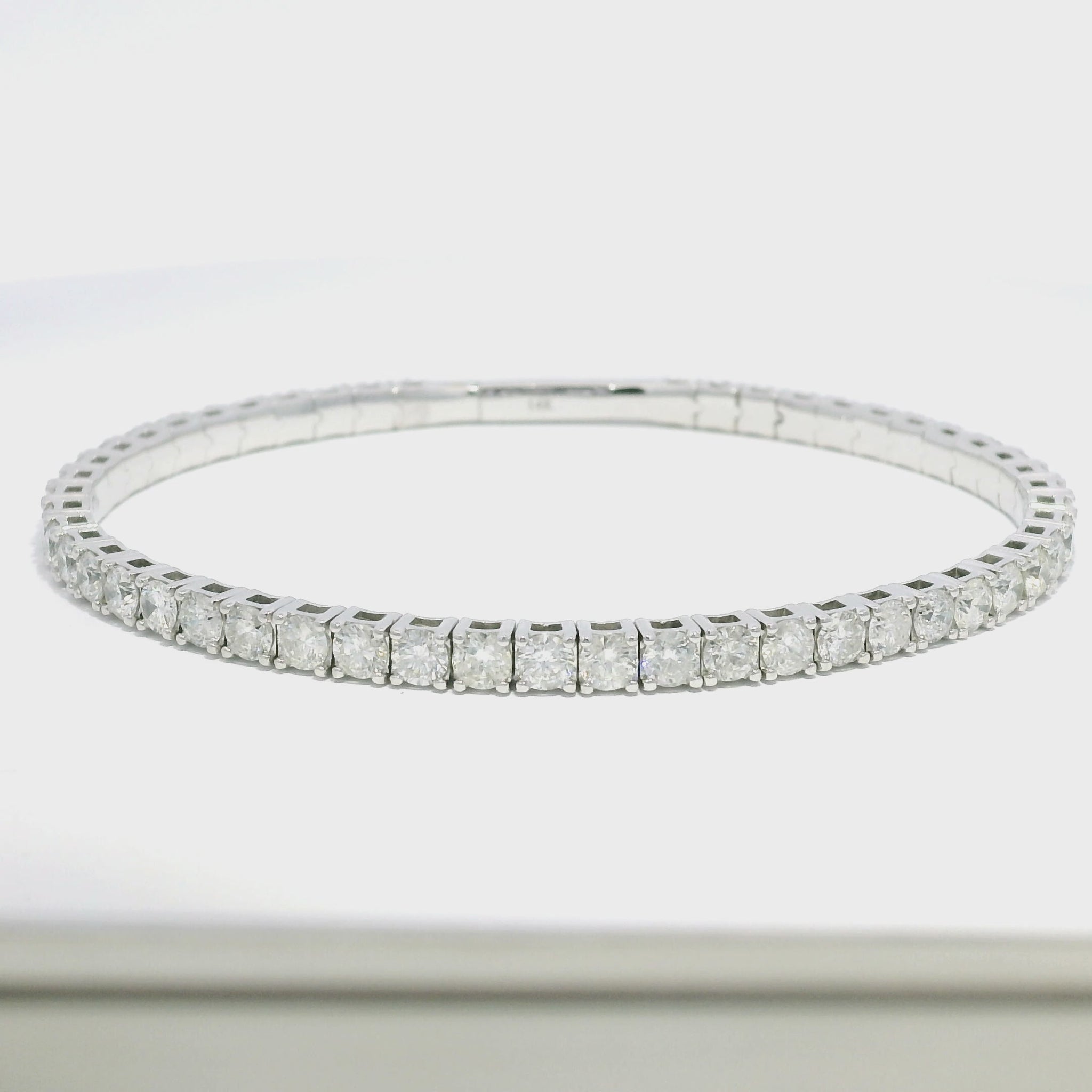 14k White Gold Natural Round Brilliant Diamond Flexible Bangle Bracelet