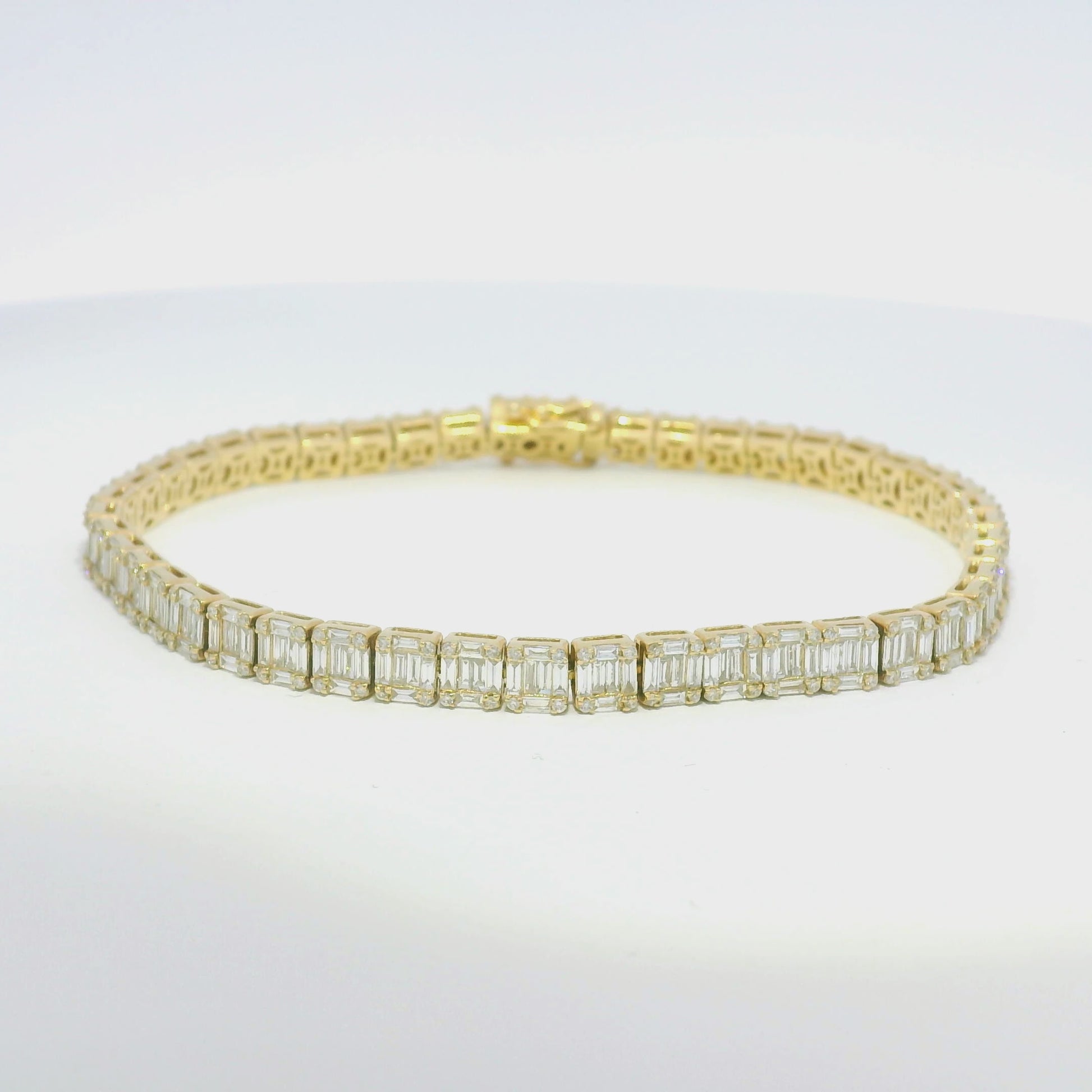 14k Yellow Gold Natural Diamond Mosaic Set Square Station Bracelet