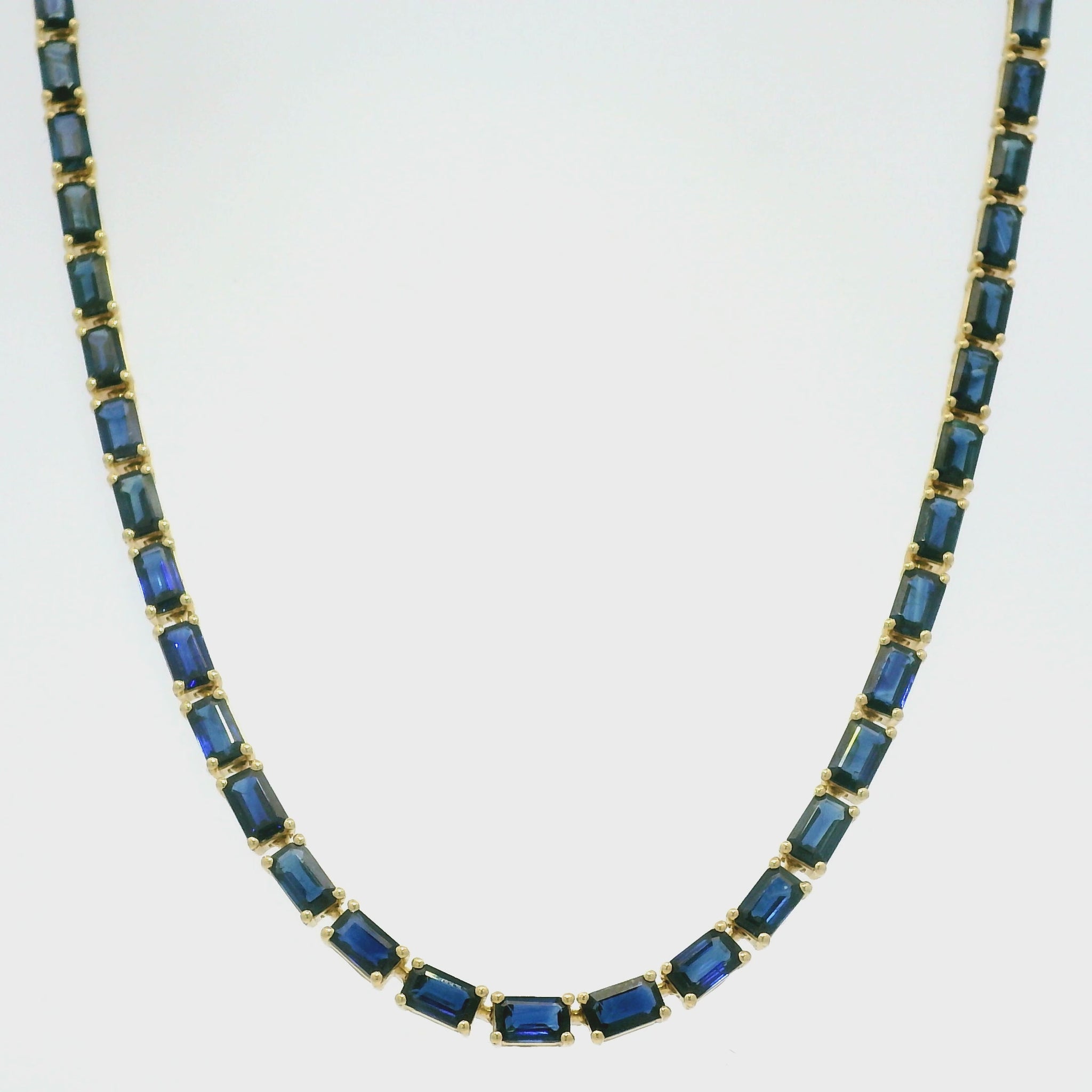14k Yellow Gold Natural 15.85 Carat Sapphire Tennis Necklace