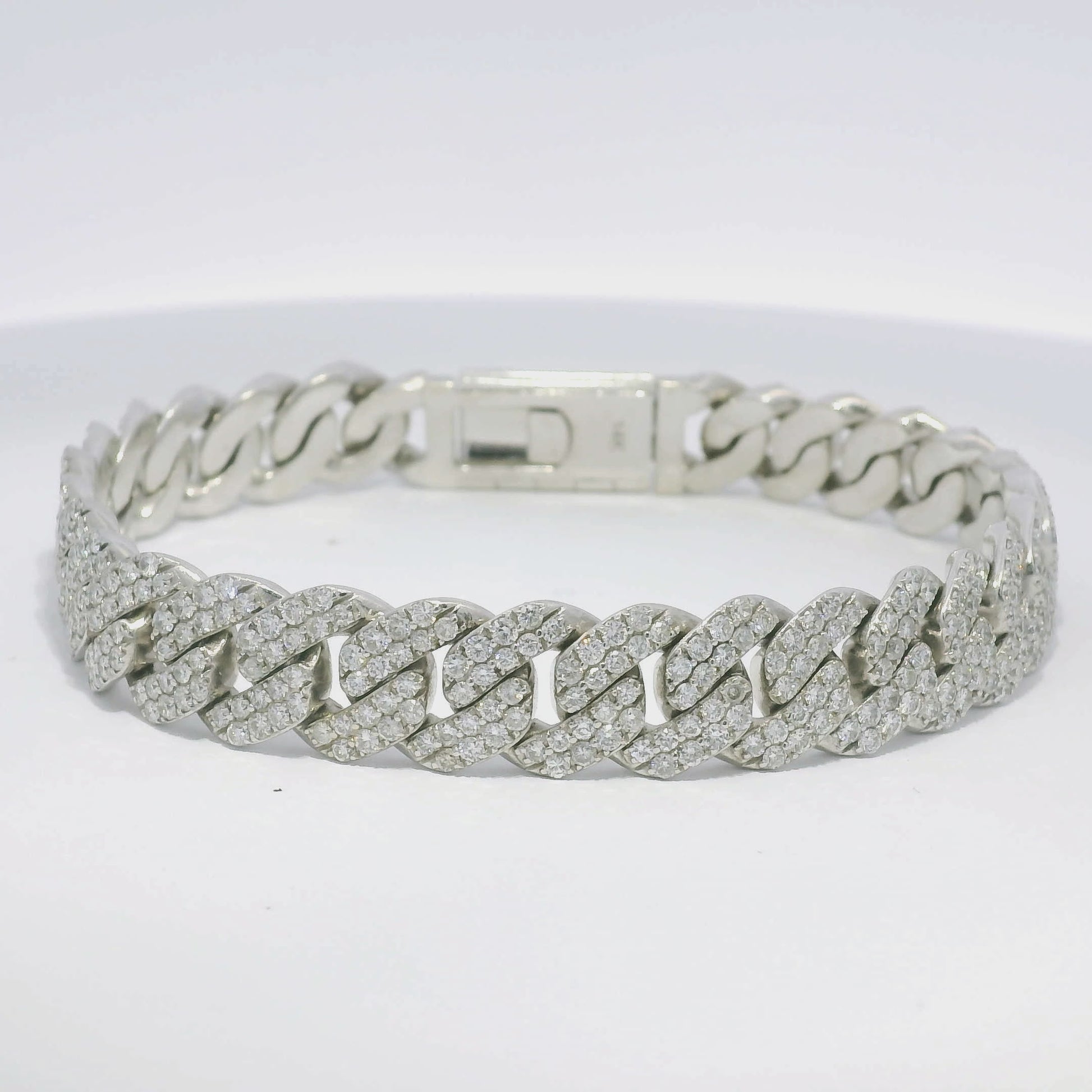 14k White Gold Natural 7.61 Carat Round Brilliant Diamond Pave Cuban Link Bracelet