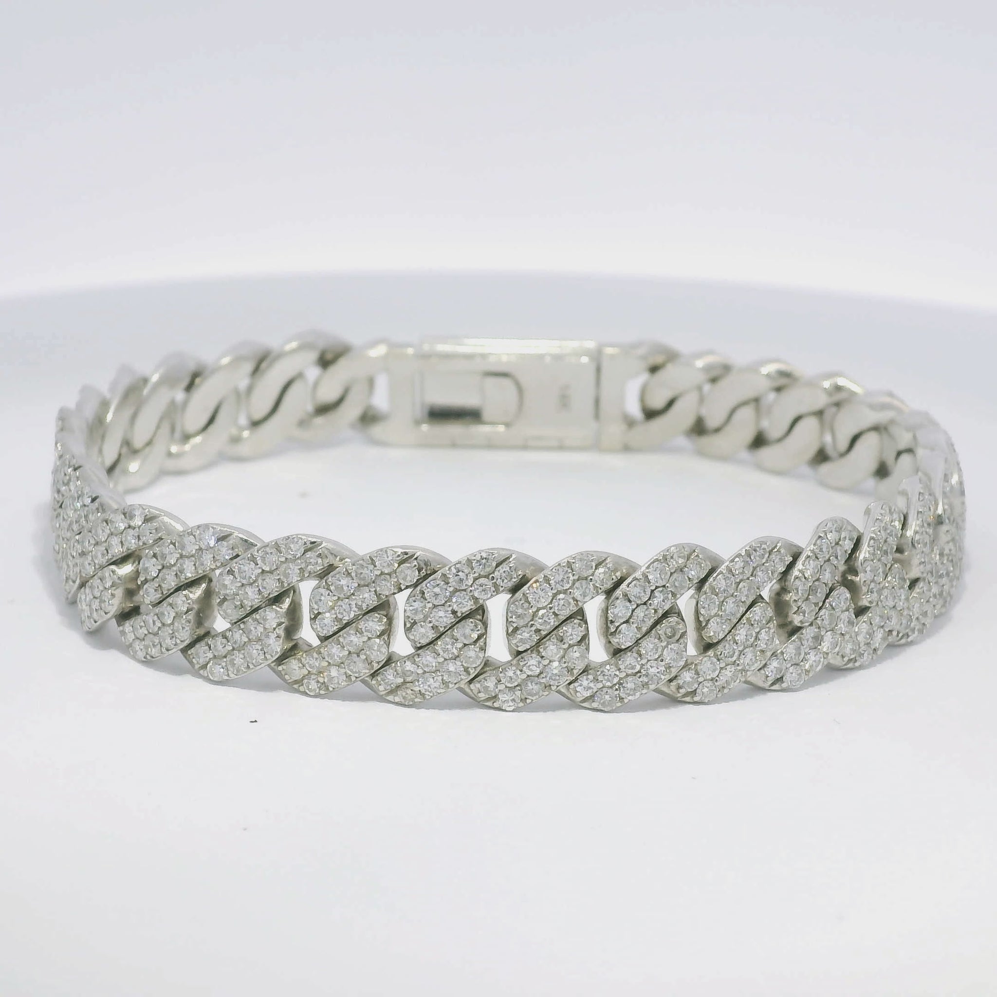 14k White Gold Natural 7.61 Carat Round Brilliant Diamond Pave Cuban Link Bracelet