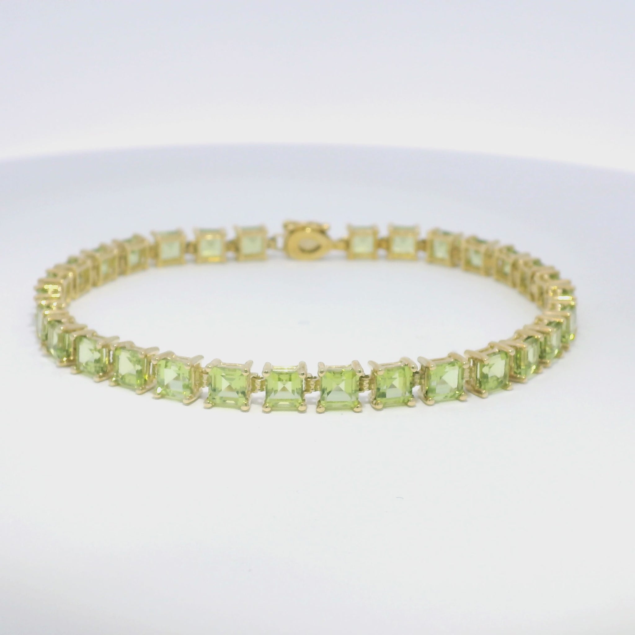 10k Yellow Gold Peridot Asscher Cut Bracelet