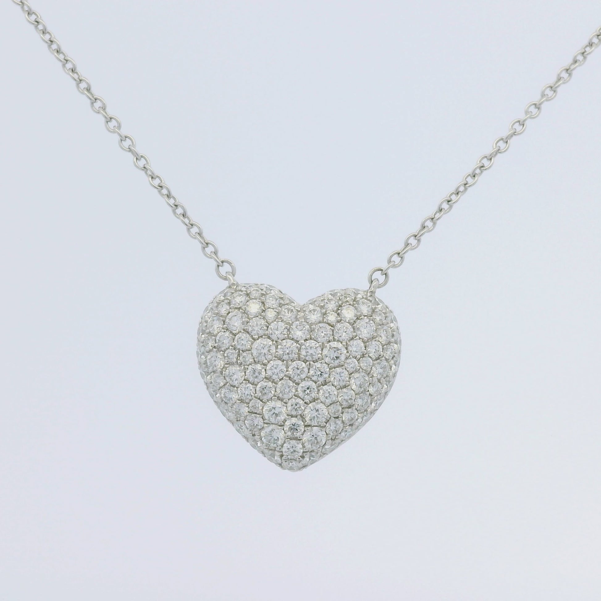18k White Gold Natural Diamond Pave Heart Pendant Necklace