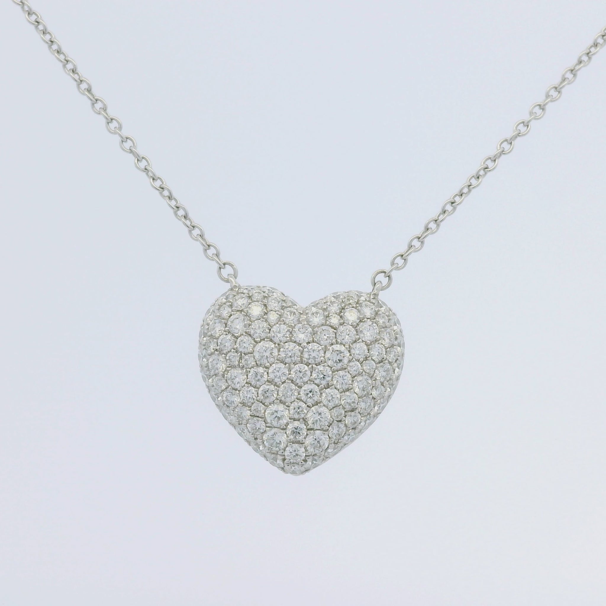 18k White Gold Natural Diamond Pave Heart Pendant Necklace