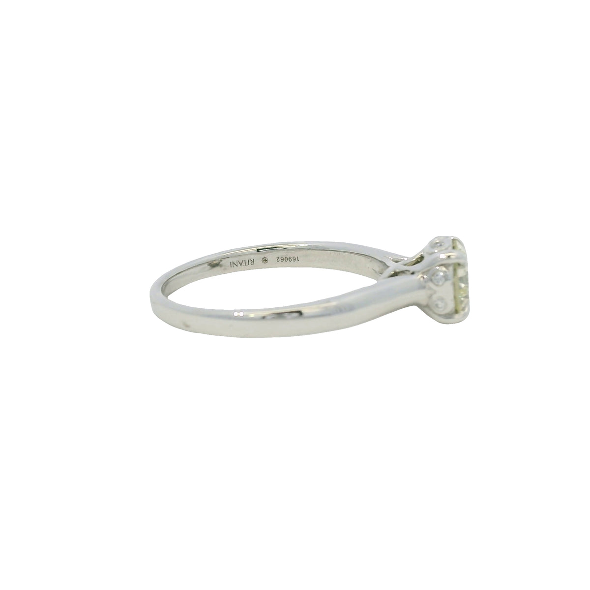 18K White Gold Natural Round Brilliant Cut Diamond Solitaire Engagement Ring