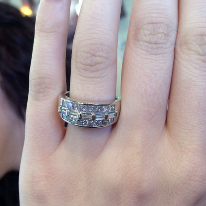 18k White Gold 2ctw Diamond Ring