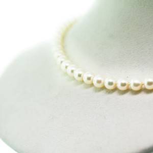 mikimoto akoya cultured pearl necklace, preowned mikimoto, mikimoto