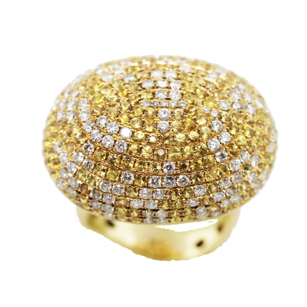Pave Diamond Ring Yellow gold