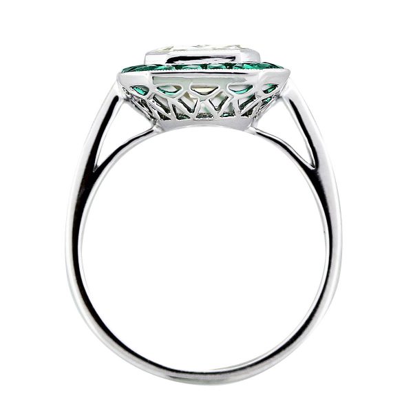 2.5ct emerald diamond ring
