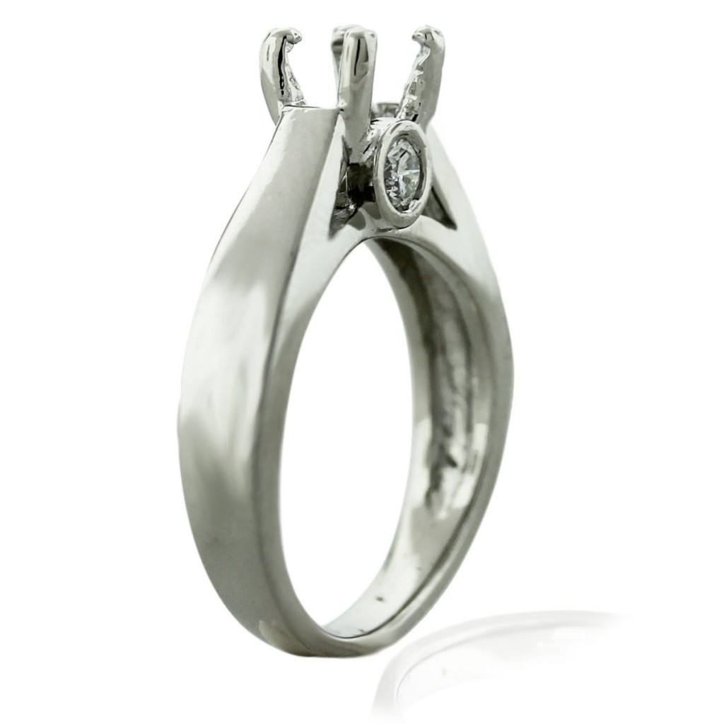 18kt White Gold Solitaire Diamond Engagement Ring Mounting Boca Raton