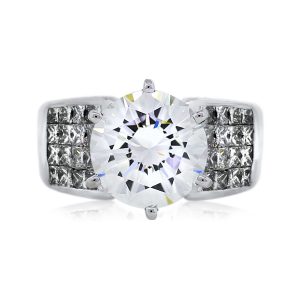 Round brilliant 2 carat engagement ring