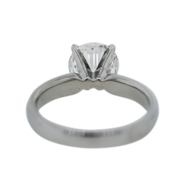 4 Prong diamond engagement ring