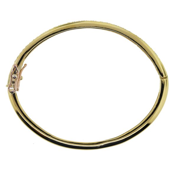 18kt Yellow Gold Diamond Bangle Bracelet top