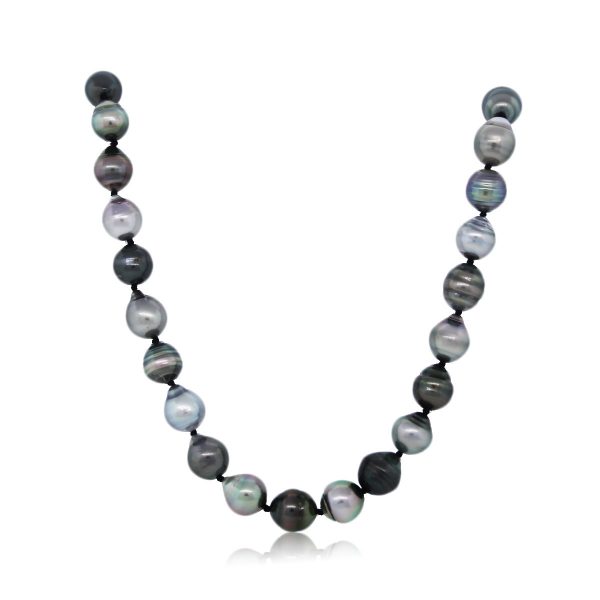 You are Viewing this Stylish Iridesse Pearl Necklace !