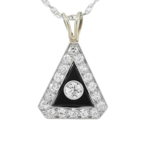 Vintage You are viewing this Diamond, Onyx 14k White Gold Pendant and Chain Necklace!
