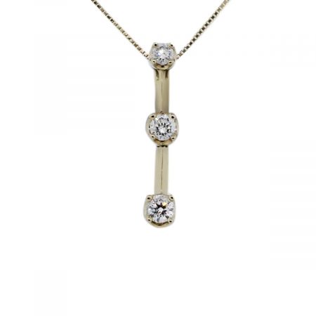 You are viewing this Keepsake 14k Yellow Gold with 3 Stones Necklace!