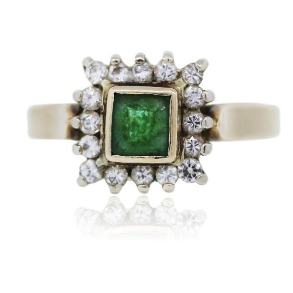 Your are viewing this 14K Yellow Gold Emerald With Diamonds Ring!