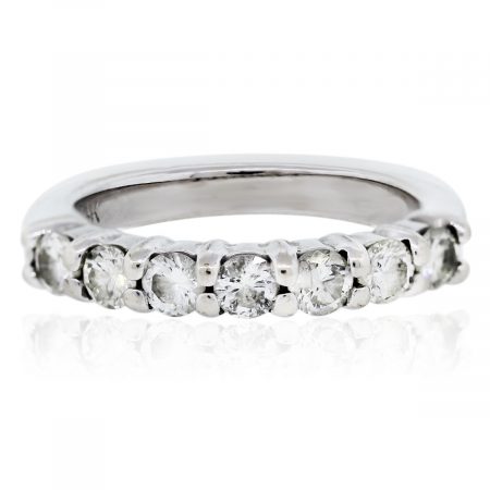 You are viewing this 14k White Gold 7 Round Cut Diamonds Wedding Band!