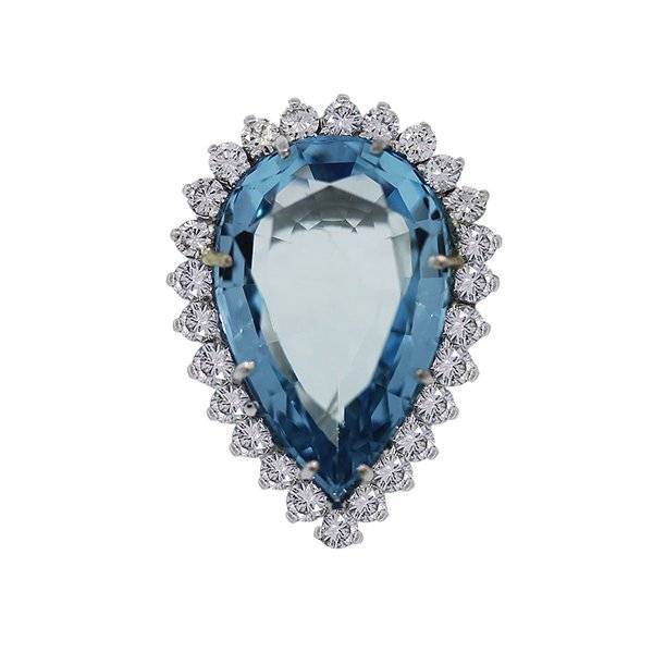 Pear Shaped Aquamarine ring with diamonds