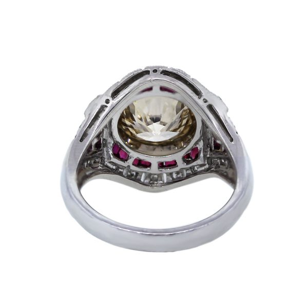 Round Brilliant Diamond Engagement ring