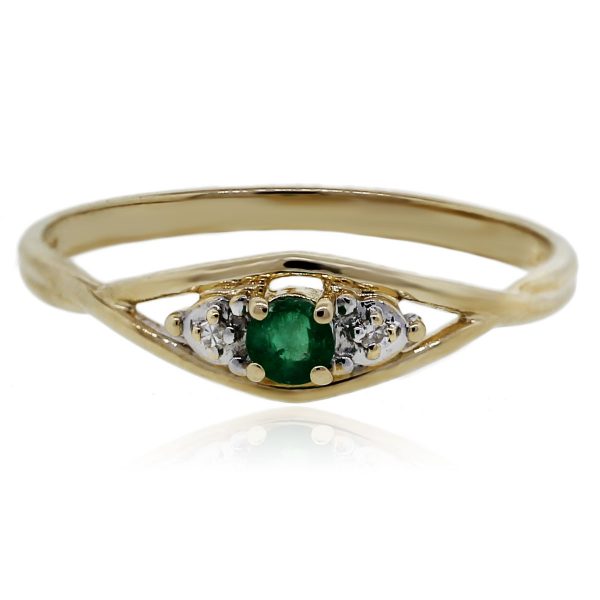 You are viewing this Round Emerald Diamond Accents Yellow Gold Ring!
