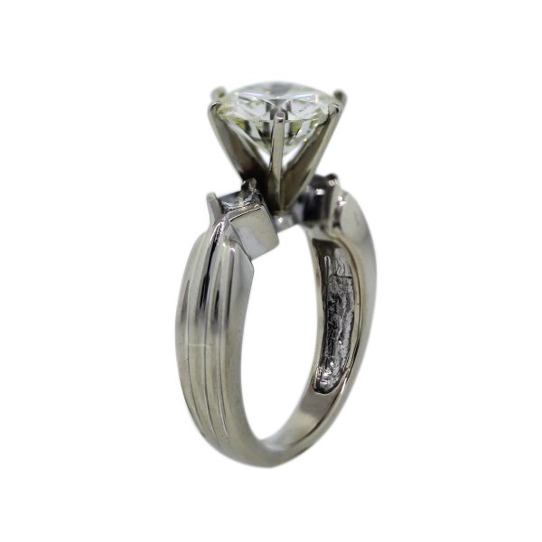Diamond Engagement ring with 2.75ct diamond