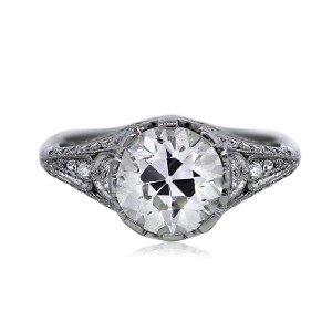 Antique Style Engagement ring