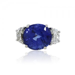 Ceylon Sapphire and diamond ring