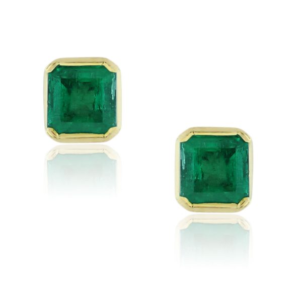 You are viewing these 18k Yellow Gold Princess Cut Colombian Emerald Stud Earrings!