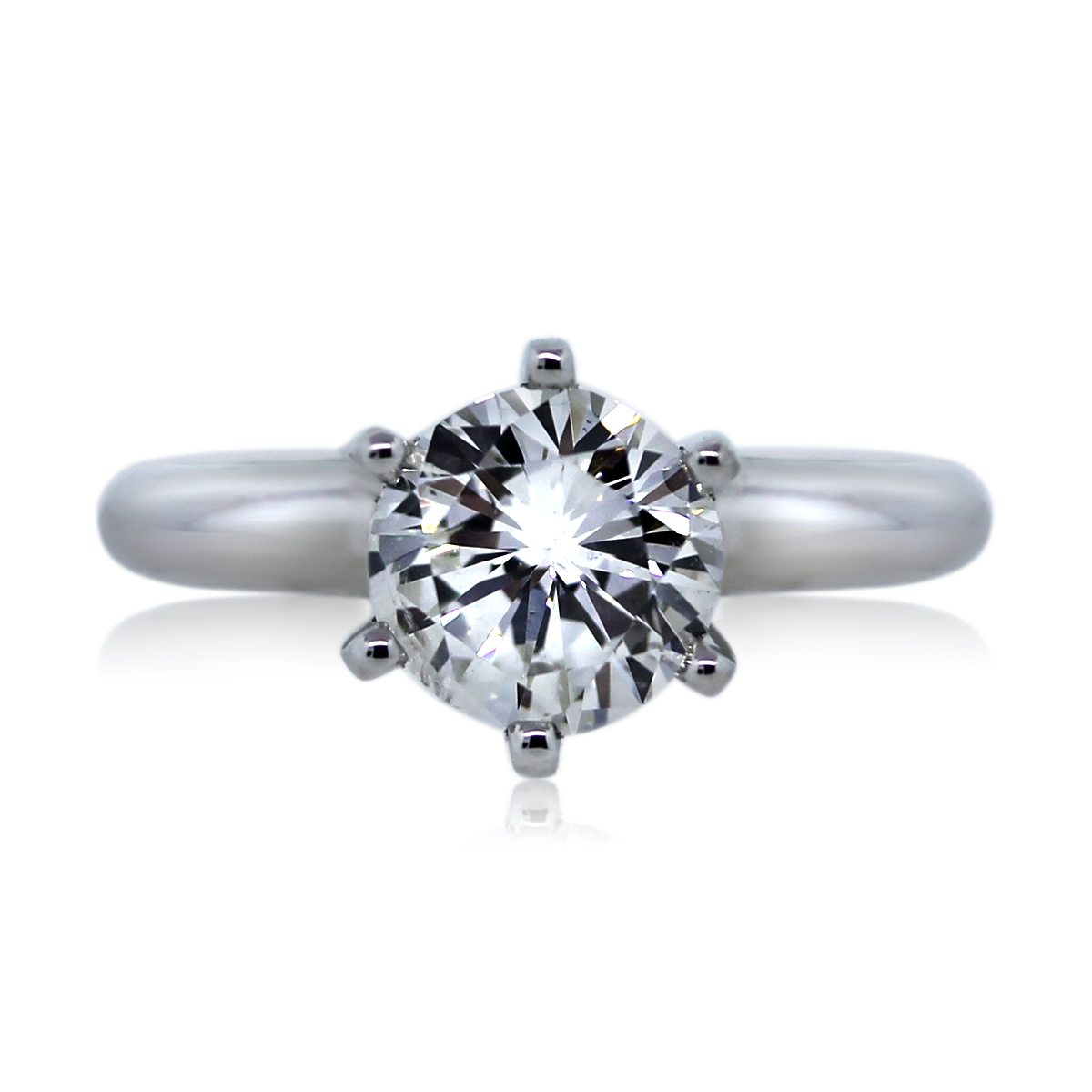 You are viewing this Round Brilliant Diamond Platinum Engagement Wedding Band Ring!
