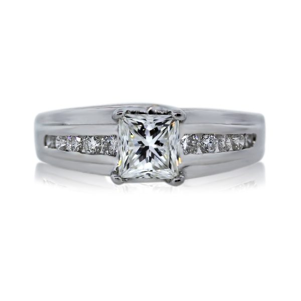 You are Viewing this 18k White Gold 0.90ct Princess Cut Engagement Ring