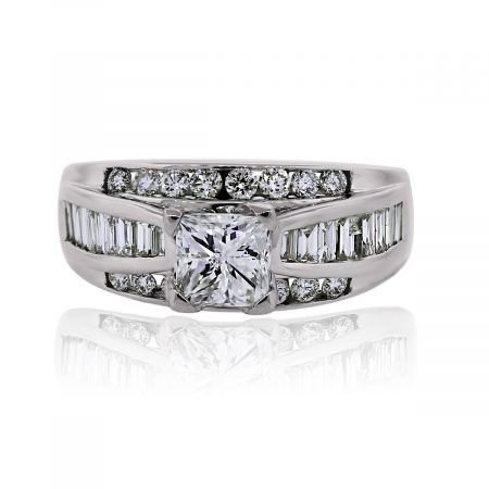 You are viewing this 14k White Gold Princess Cut 0.95ct Diamond Engagement Ring!