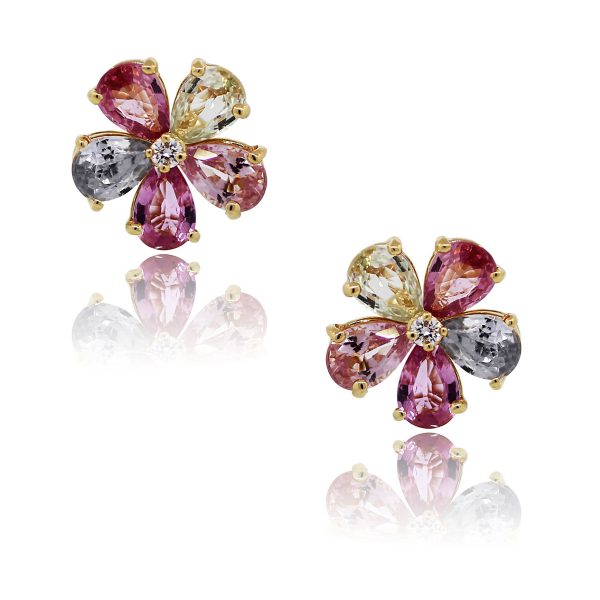 You are viewing these Bulgari Sapphire Diamond Flower Stud Earrings!