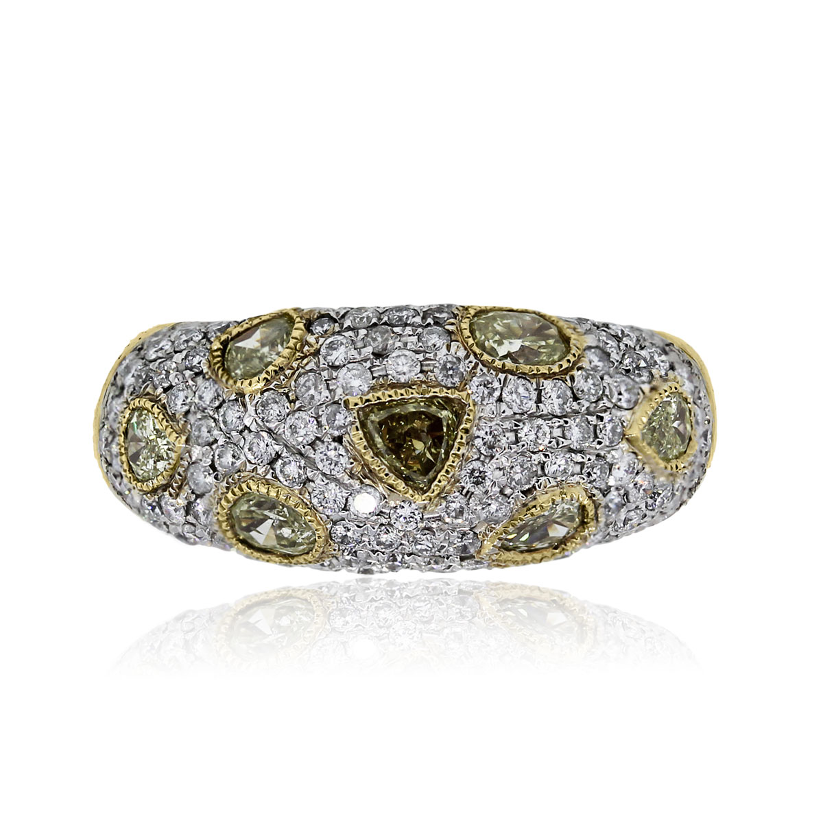 You are viewing this 18k Yellow Gold White & Yellow Diamond Ring!