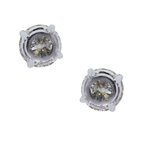 You are viewing these 18k White Gold GIA Round Brilliant Diamond Stud Earrings!
