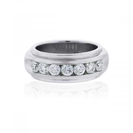 You are viewing this Platinum 1.62ctw Diamond Gents Wedding Band Ring!