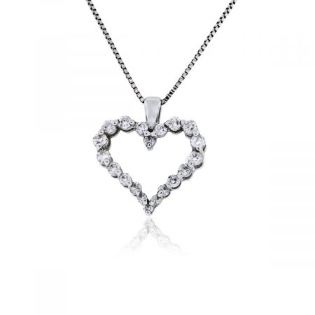 You are viewing this 14k White Gold .30ctw Diamond Heart Pendant Necklace!