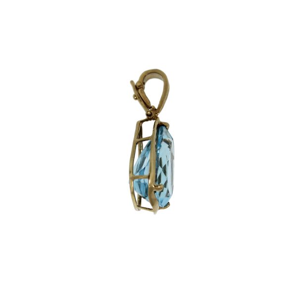 Pear Shaped Blue Topaz Pendant