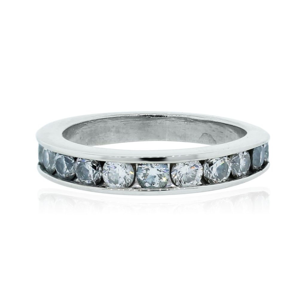 You are viewing this 14k White Gold .45ctw Diamond Wedding Band Ring!