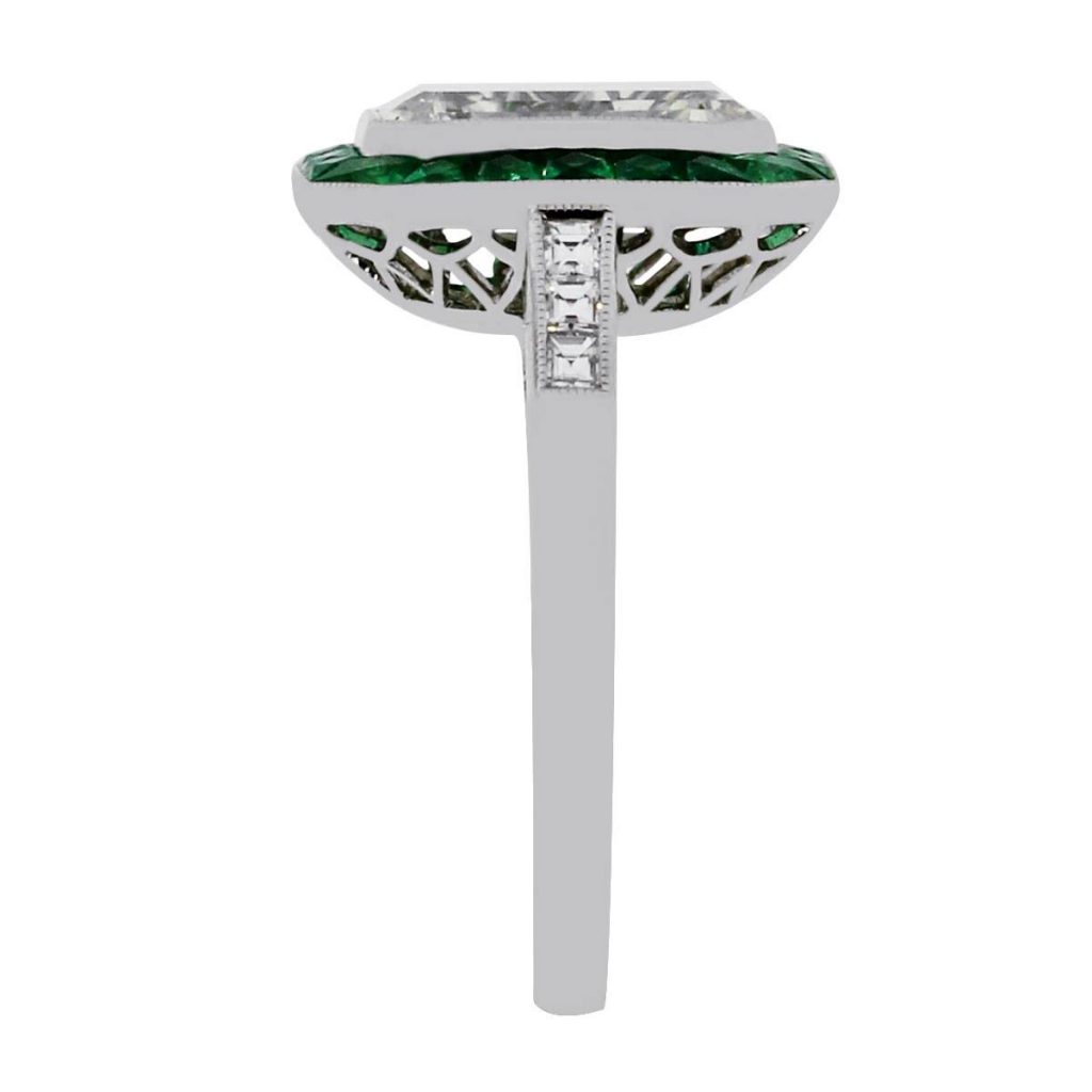 3ct emerald halo diamond ring